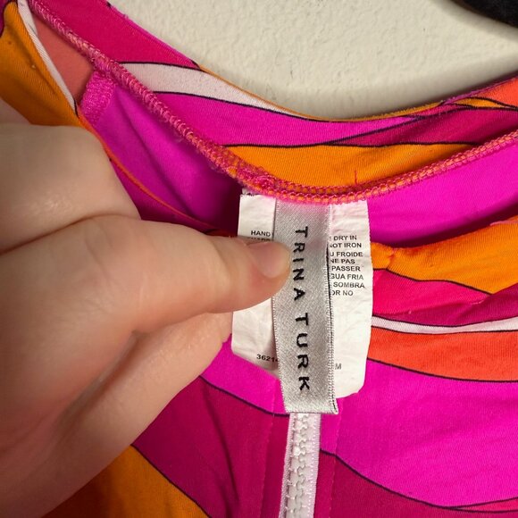 Trina Turk Women's Vivid Vista Long Sleeve One Piece‎ Swimsuit - Size M Medium - Picture 5 of 6